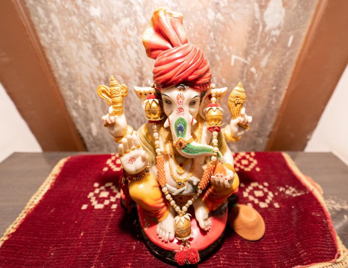 Shree Ganesha Palace Near Kashi Vishwanath Temple Bénarès Extérieur photo