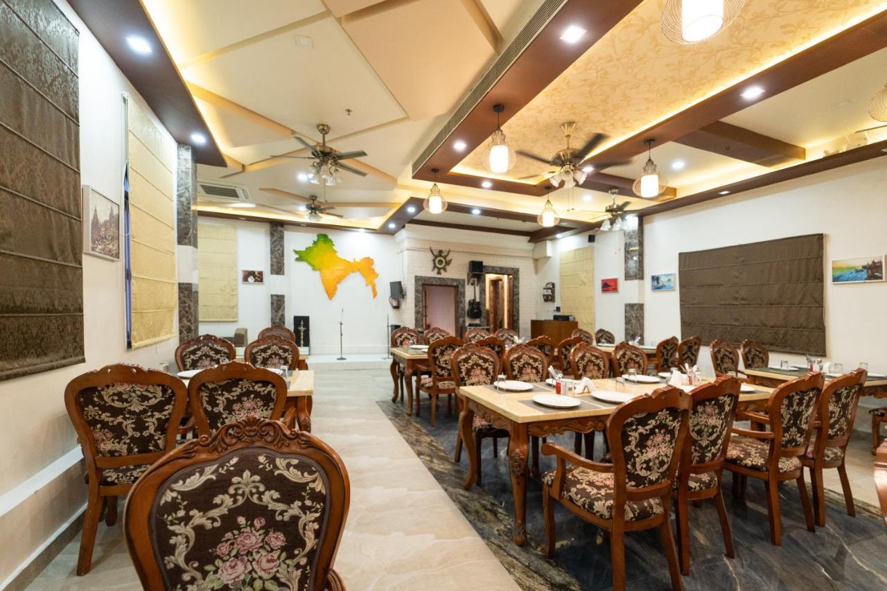 Shree Ganesha Palace Near Kashi Vishwanath Temple Bénarès Extérieur photo